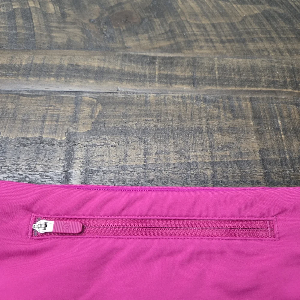 LULULEMON Speed Up Shorts |‎ 10